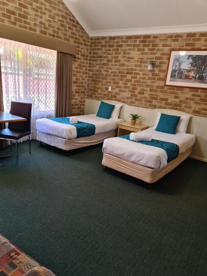Country Gardens Motor Inn Toowoomba Exterior foto
