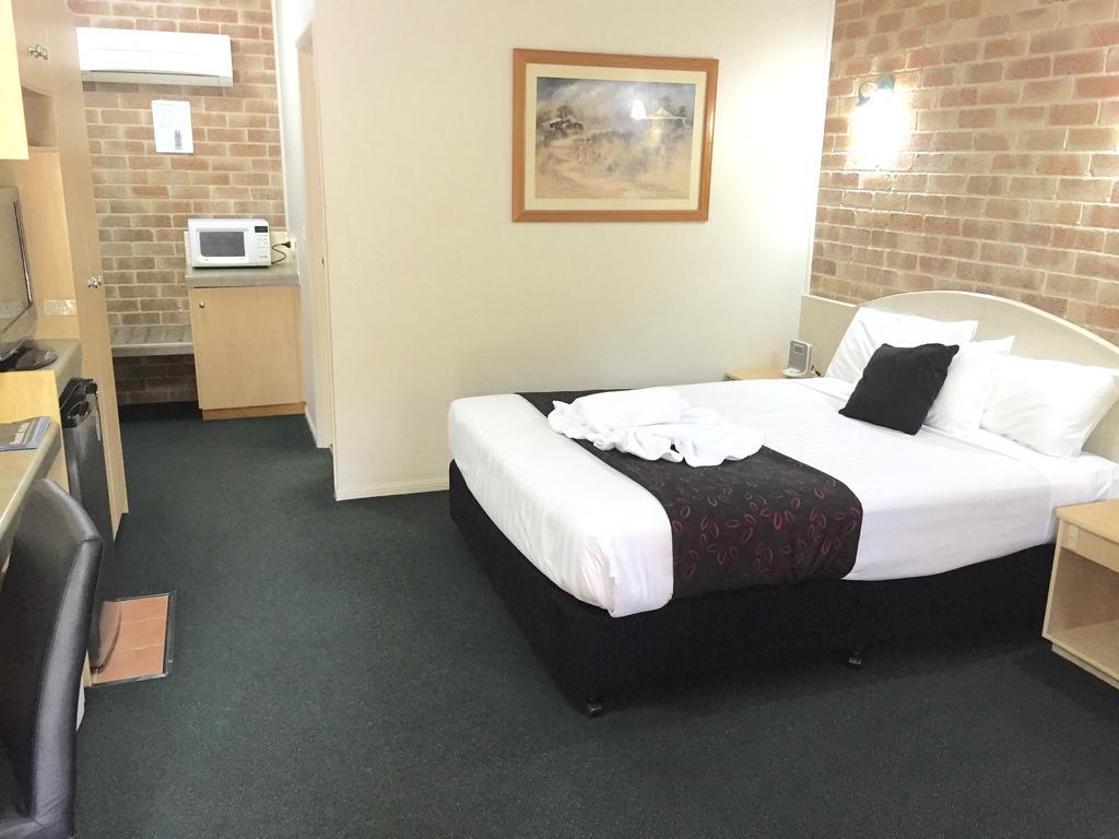 Country Gardens Motor Inn Toowoomba Exterior foto