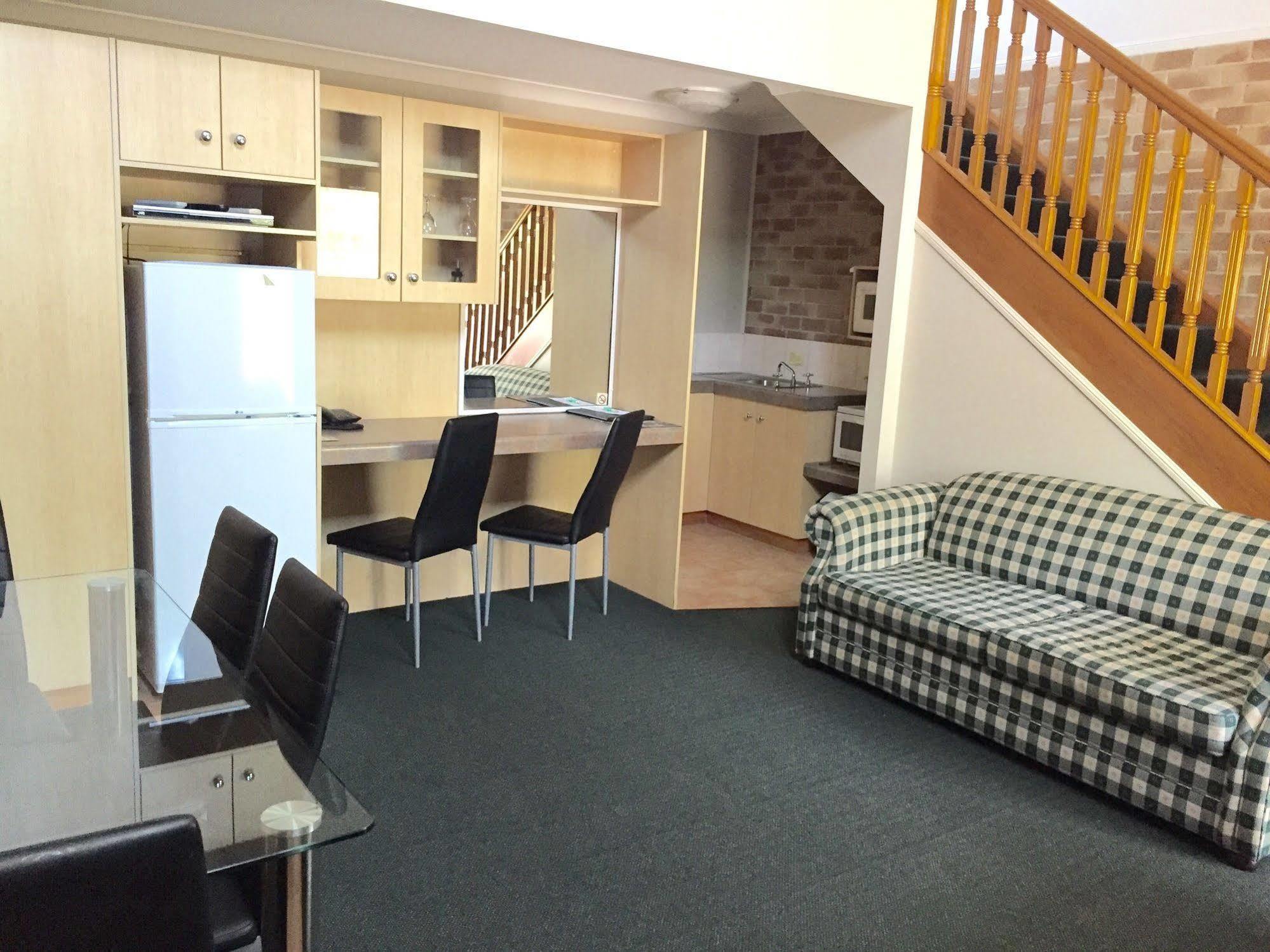 Country Gardens Motor Inn Toowoomba Exterior foto