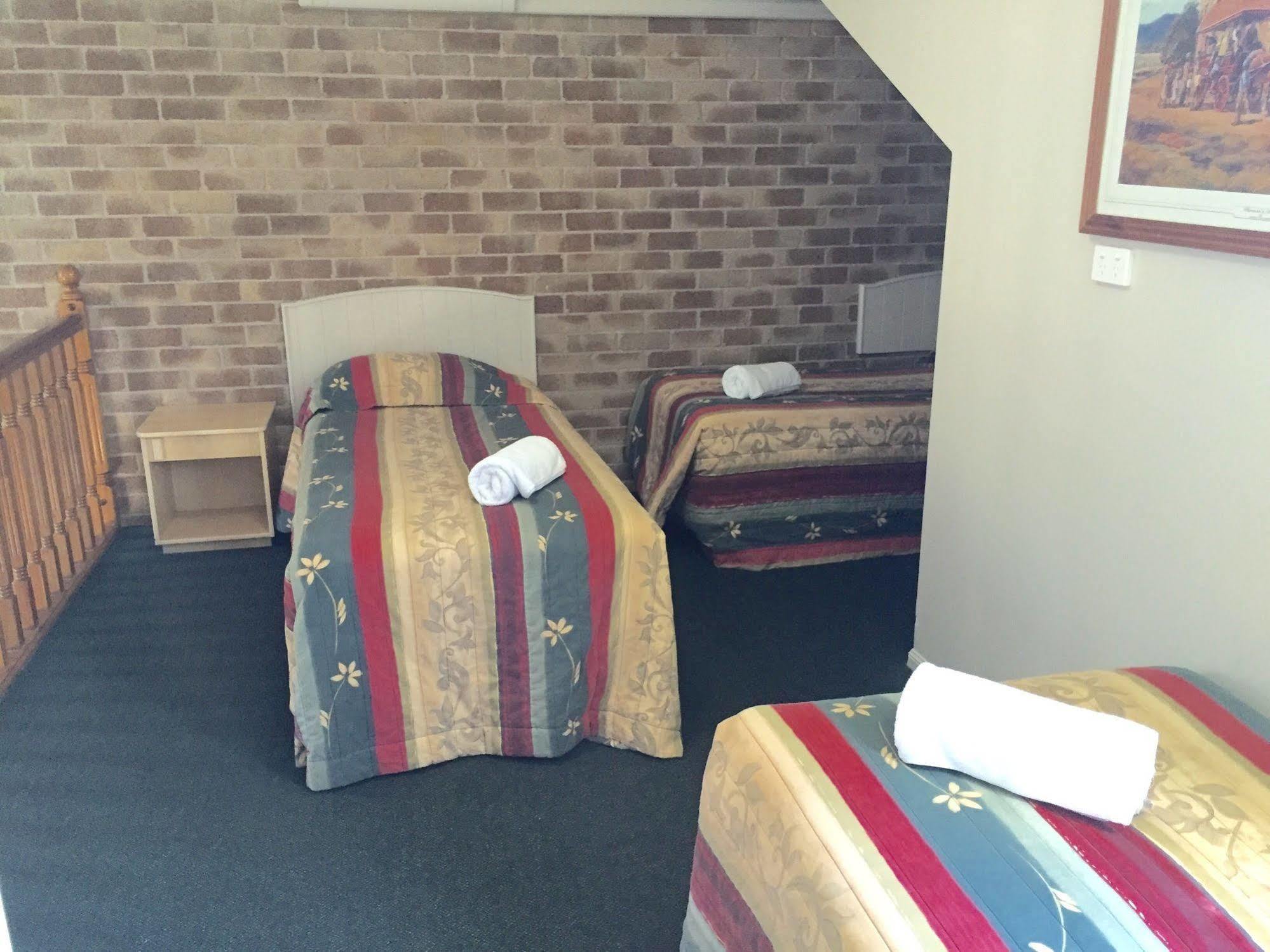 Country Gardens Motor Inn Toowoomba Exterior foto
