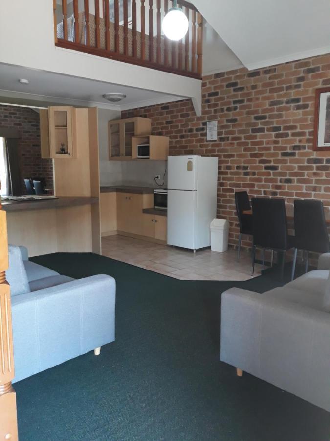 Country Gardens Motor Inn Toowoomba Exterior foto